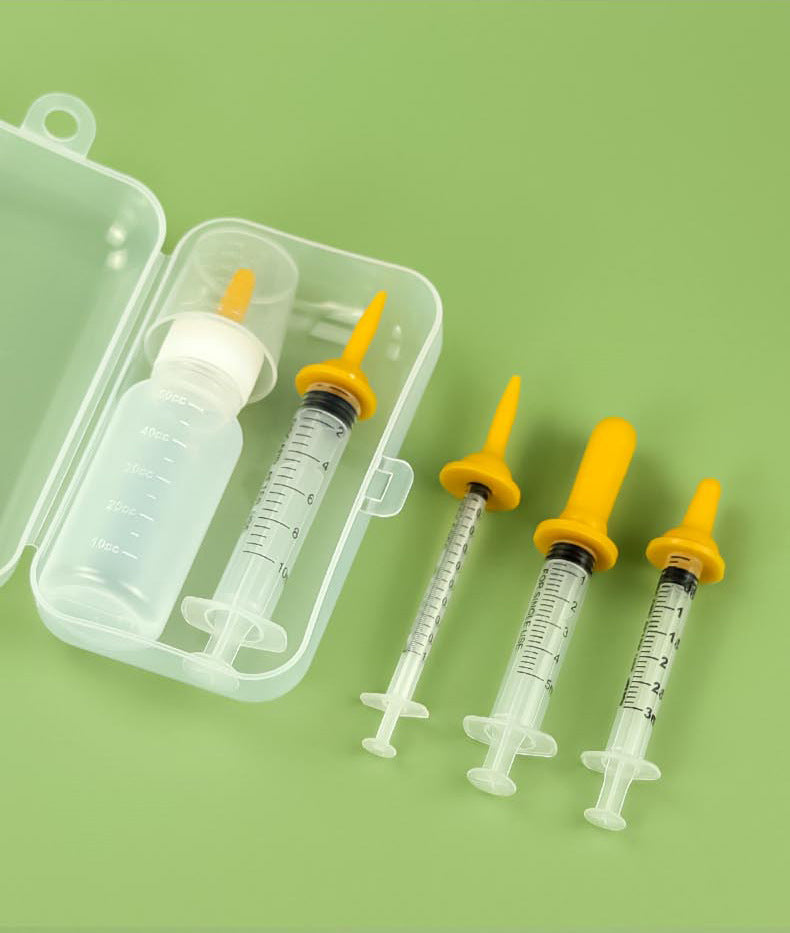 Pet Bottle Syringe Suit Newborn Kitten Feed Device